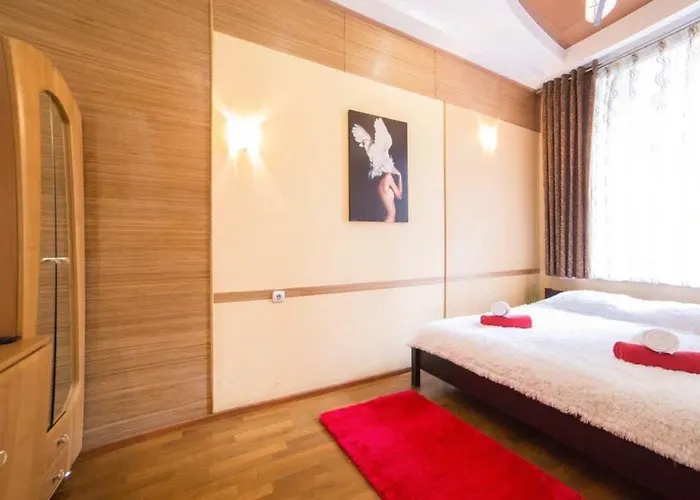 Rk Central Avenue Apartment